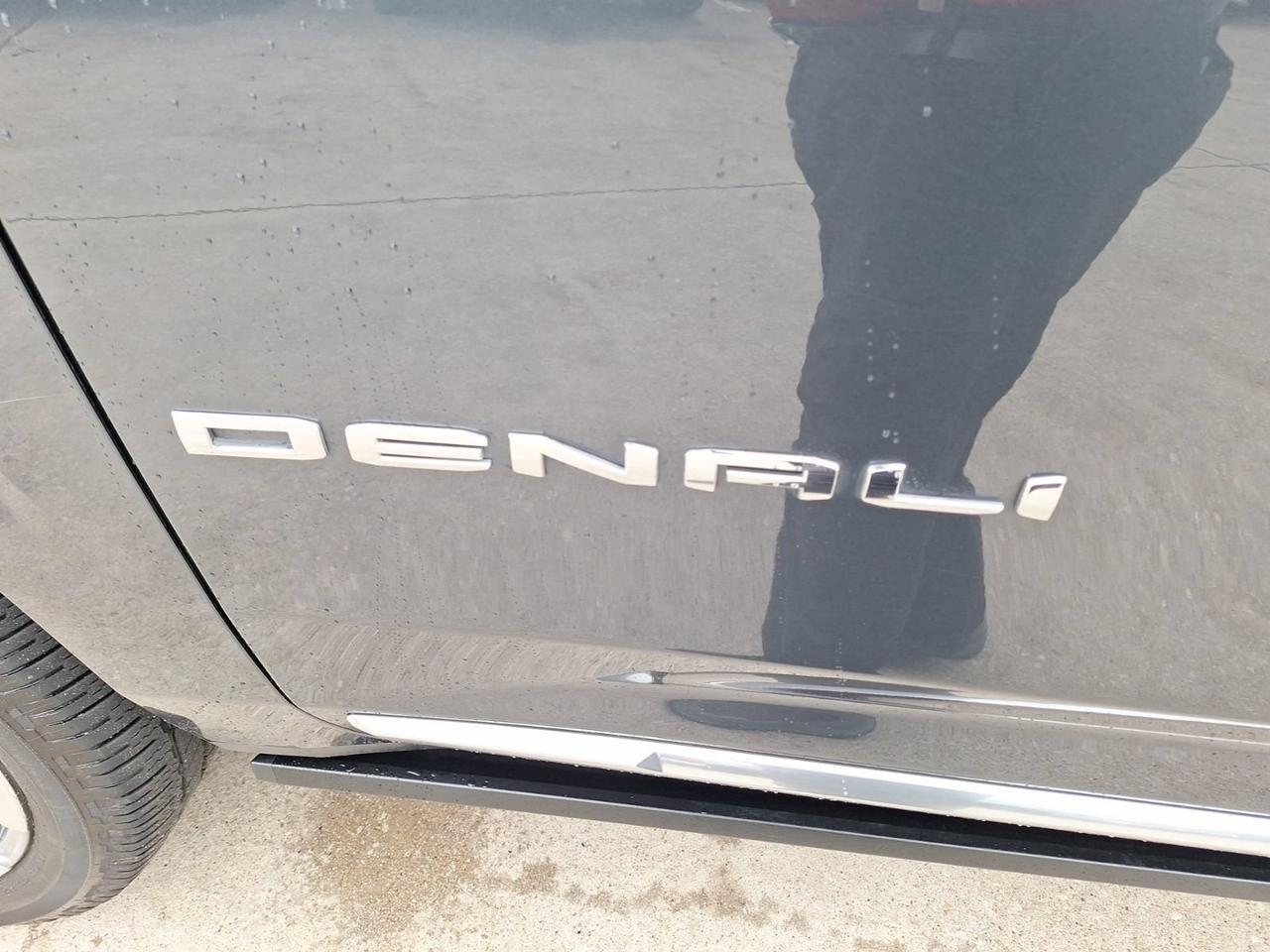 2021 GMC Yukon Denali Hurst TX