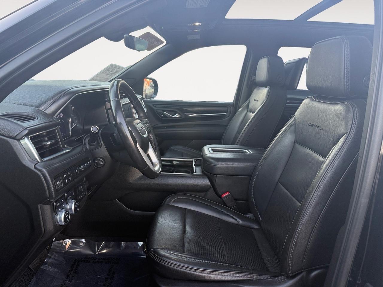 2021 GMC Yukon Denali, MOONROOF, POWER RUNNING BOARDS, POWER FOLDING MIRRORS, UNIVERSAL GARAGE DOOR OPENER, TVS IN REAR SEATS, APPLE CARPLAY/ANDROID AUTO, HEATED AND VENTILATED SEATS, ONLY 1 OWNER, CLEAN CARFAX! Norfolk VA