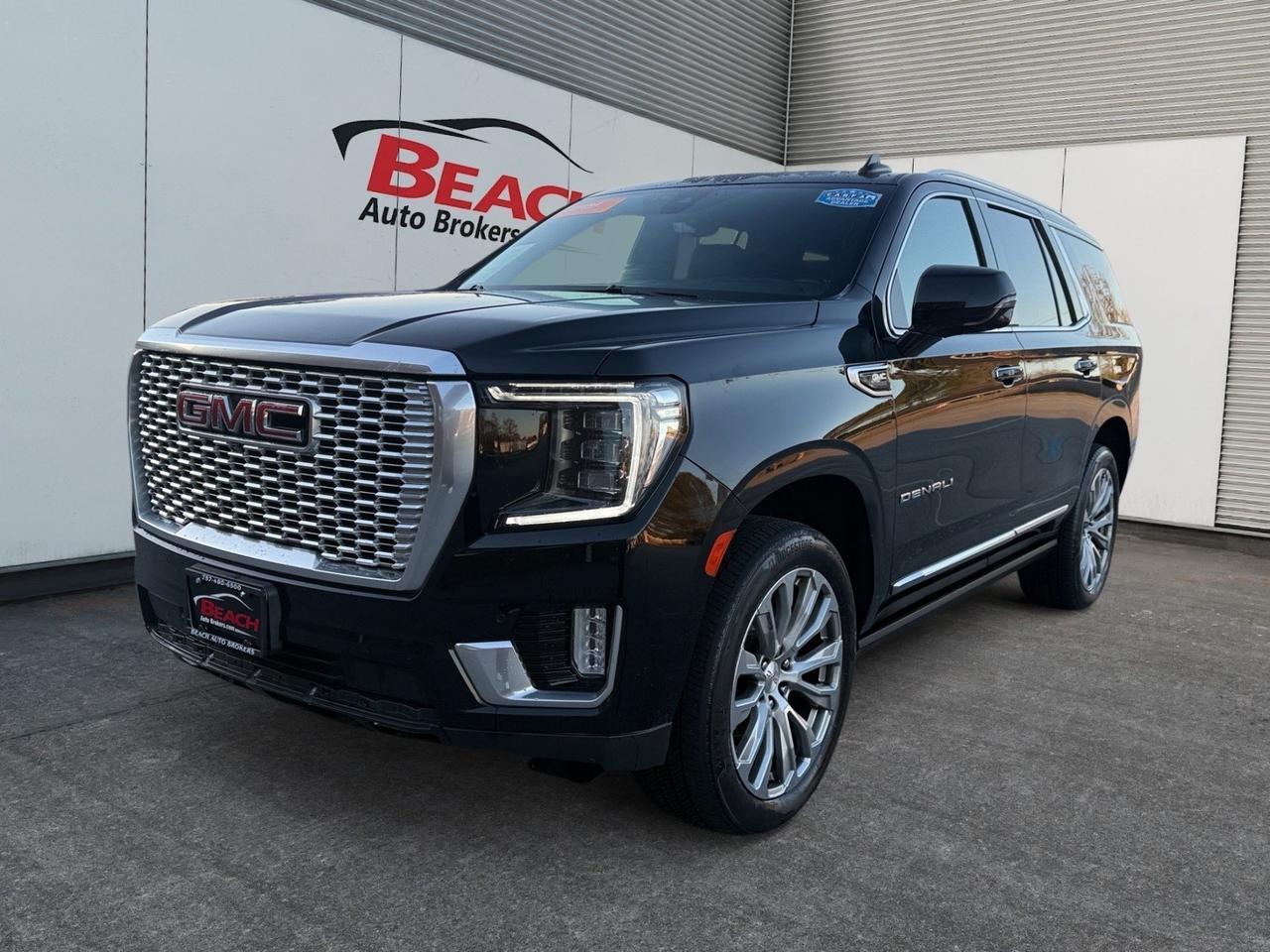 2021 GMC Yukon Denali, MOONROOF, POWER RUNNING BOARDS, POWER FOLDING MIRRORS, UNIVERSAL GARAGE DOOR OPENER, TVS IN REAR SEATS, APPLE CARPLAY/ANDROID AUTO, HEATED AND VENTILATED SEATS, ONLY 1 OWNER, CLEAN CARFAX! Norfolk VA