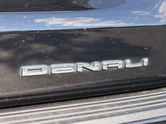 2021 GMC Yukon Denali Oshkosh WI