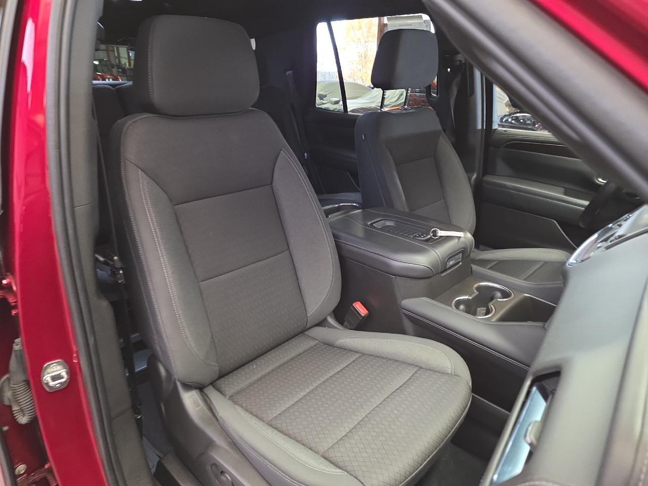 2021 GMC Yukon SLE Sand Lake NY