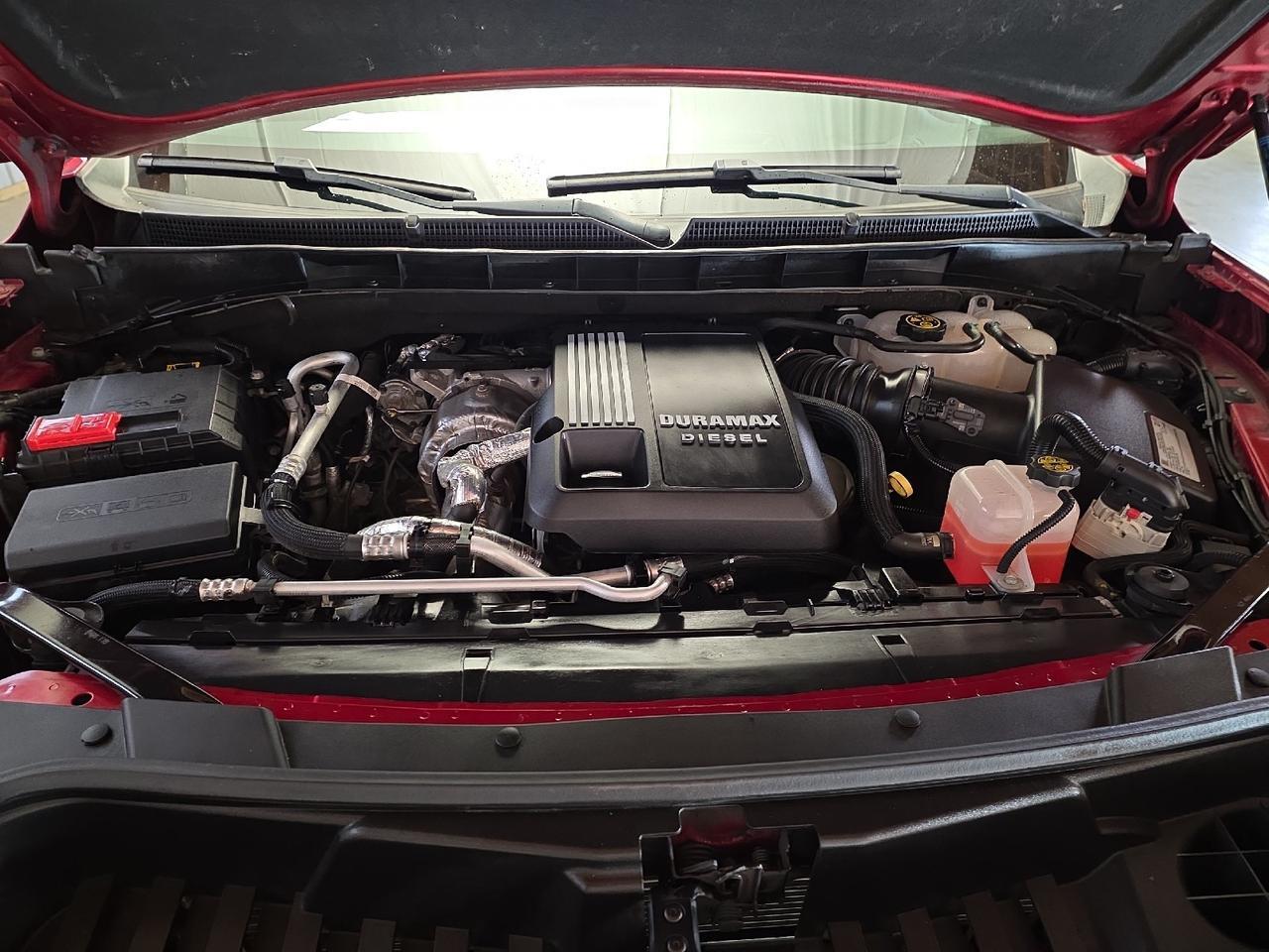 2021 GMC Yukon SLE Sand Lake NY