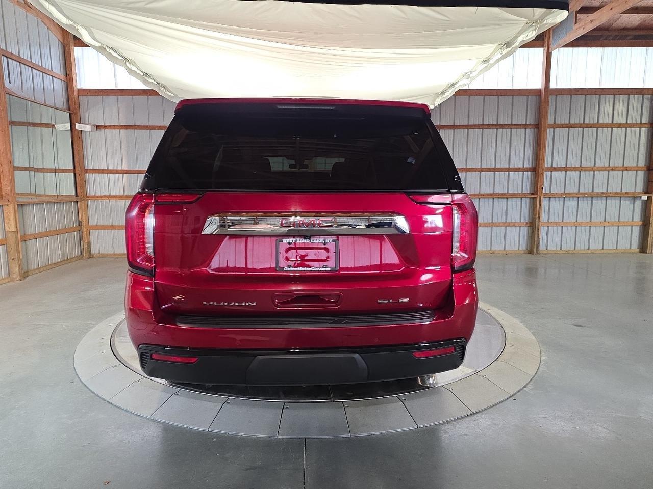 2021 GMC Yukon SLE Sand Lake NY