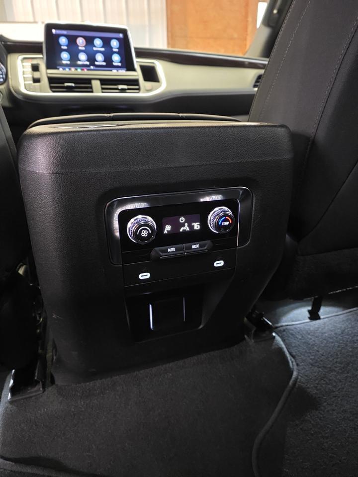 2021 GMC Yukon SLE Sand Lake NY