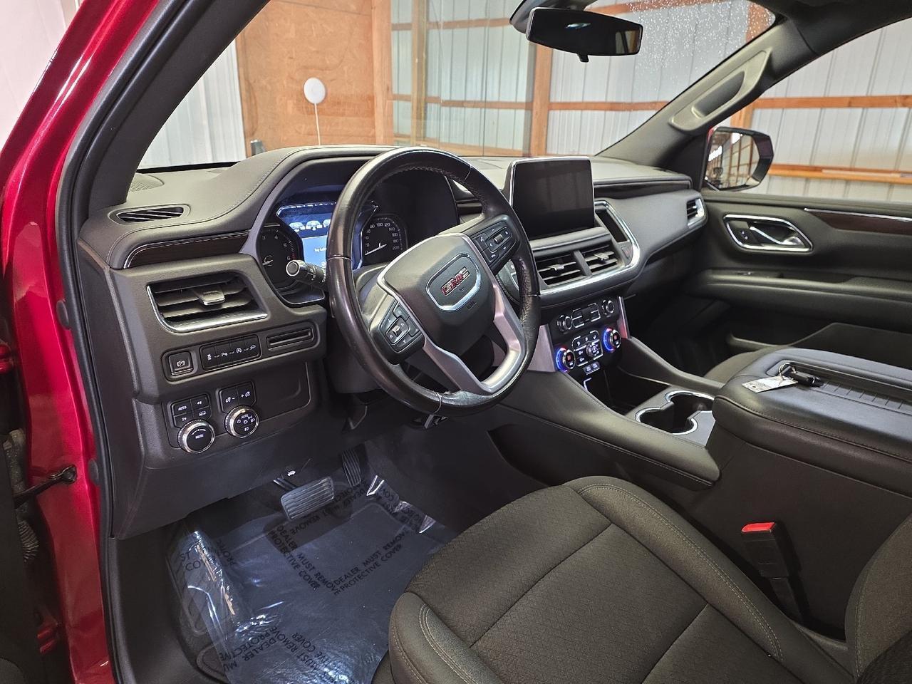 2021 GMC Yukon SLE Sand Lake NY