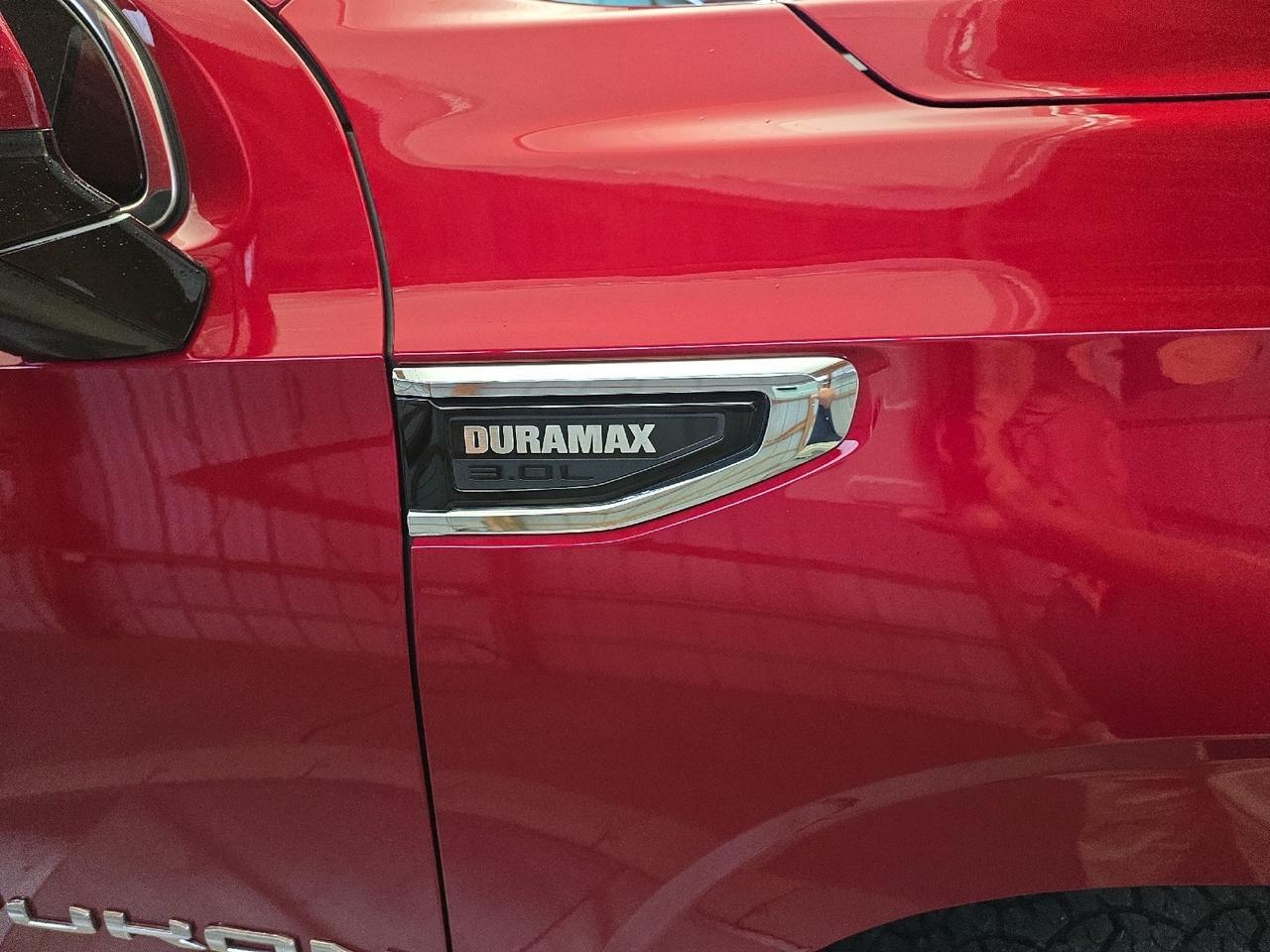 2021 GMC Yukon SLE Sand Lake NY