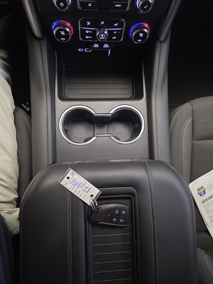 2021 GMC Yukon SLE Sand Lake NY