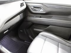 2021 GMC Yukon SLT 4WD 8 Passenger Fond du Lac WI