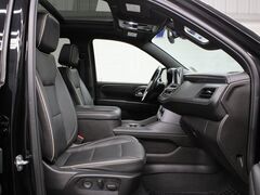 2021 GMC Yukon SLT 4WD 8 Passenger Fond du Lac WI