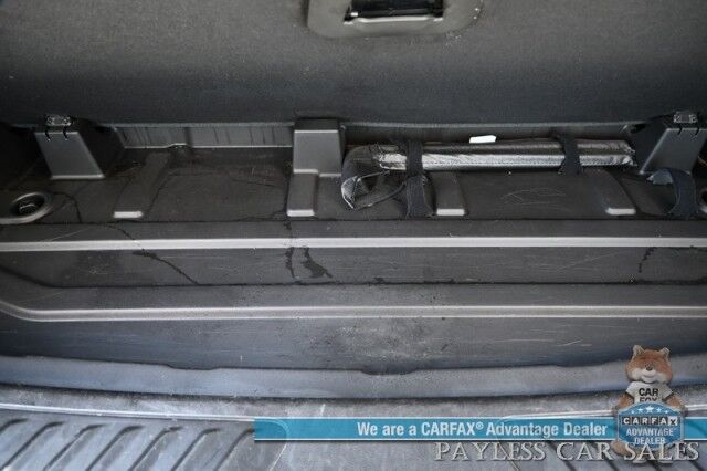 2021 GMC Yukon SLT / 4x4 / Auto Start / Heated & Cooled Leather Seats / Bose Speakers / Lane Departure & Blind Spot / Apple CarPlay & Android Auto / Keyless Entry & Start / Back Up Cam / 3rd Row / Seats 8 / Tow Pkg Wasilla AK