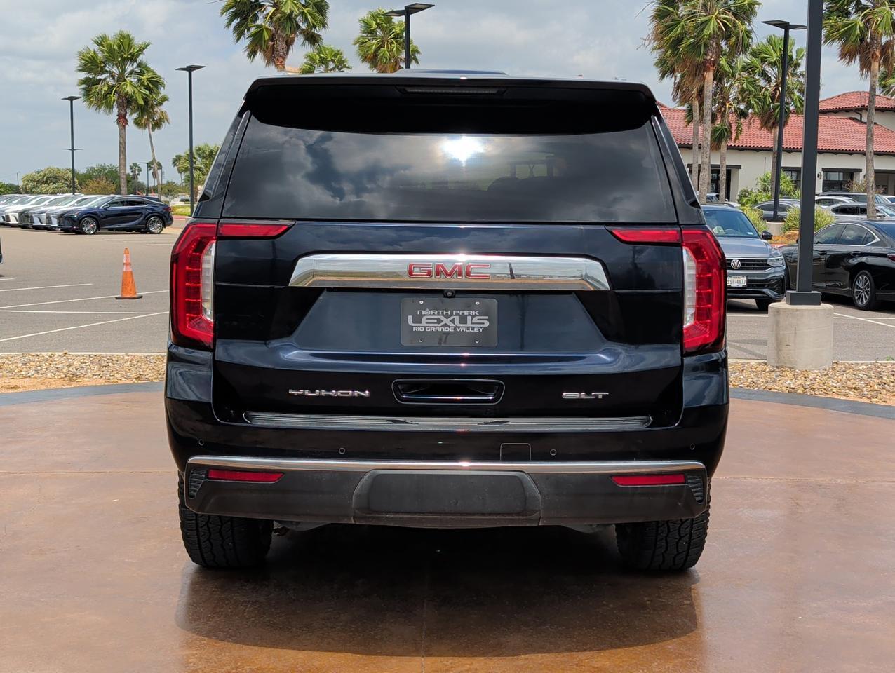 2021 GMC Yukon SLT