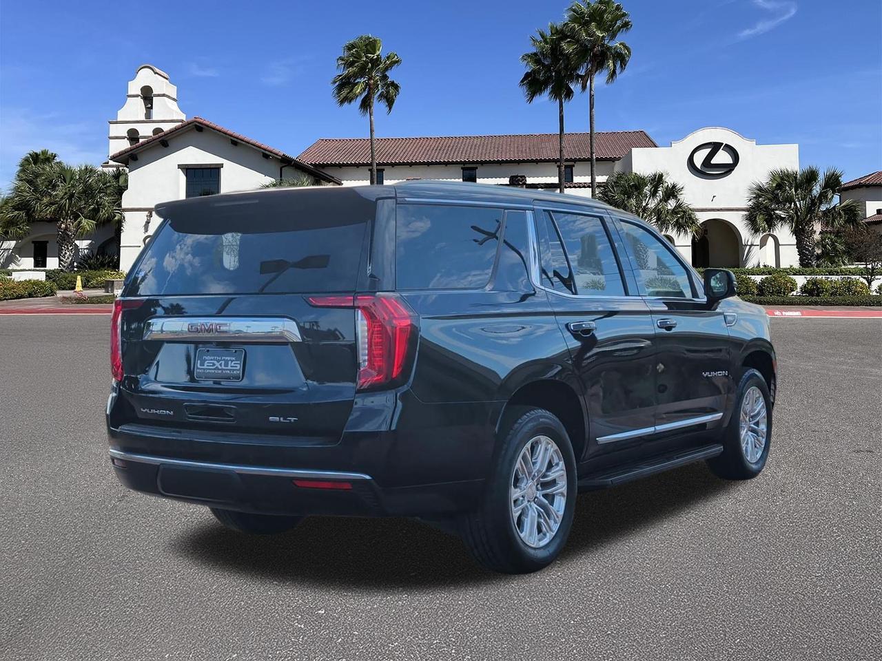 2021 GMC Yukon SLT