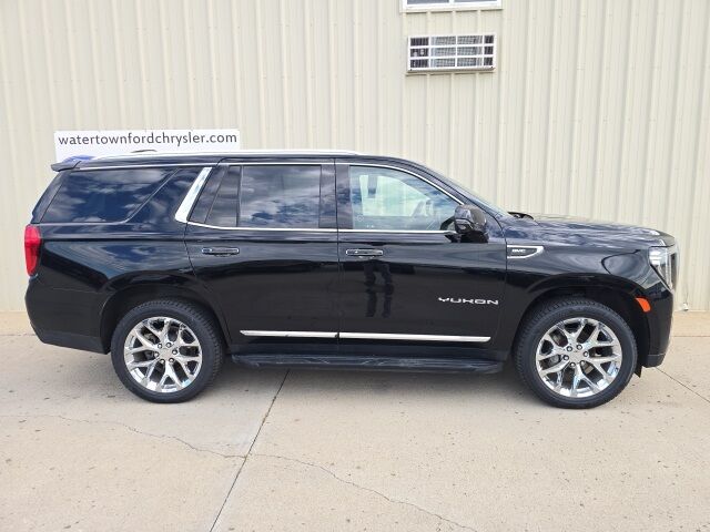 2021 GMC Yukon SLT
