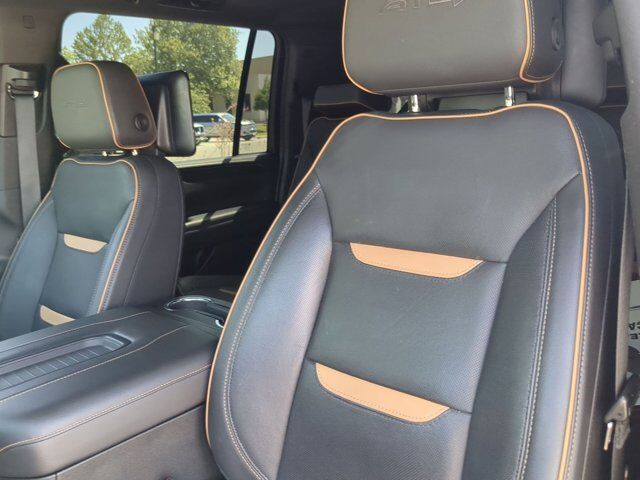 2021 GMC Yukon XL AT4