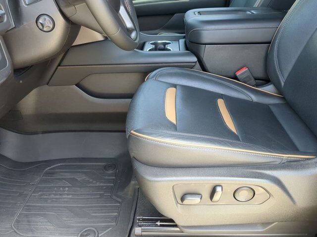 2021 GMC Yukon XL AT4