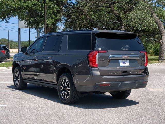 2021 GMC Yukon XL AT4