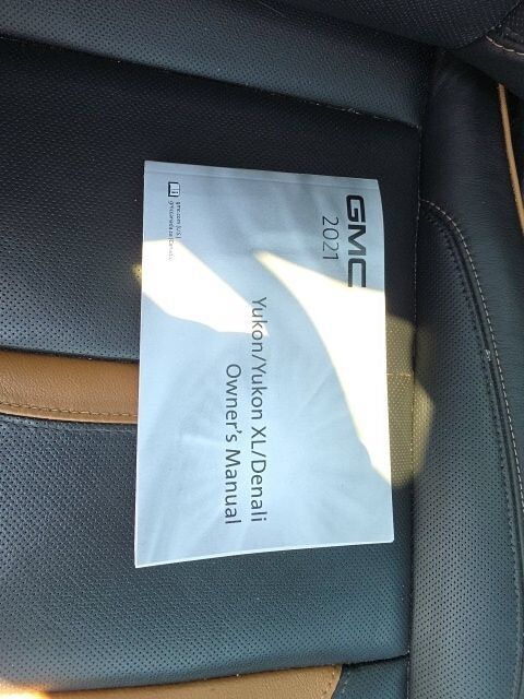 2021 GMC Yukon XL AT4 Carbondale IL