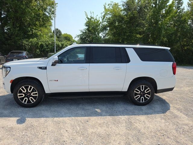 2021 GMC Yukon XL AT4