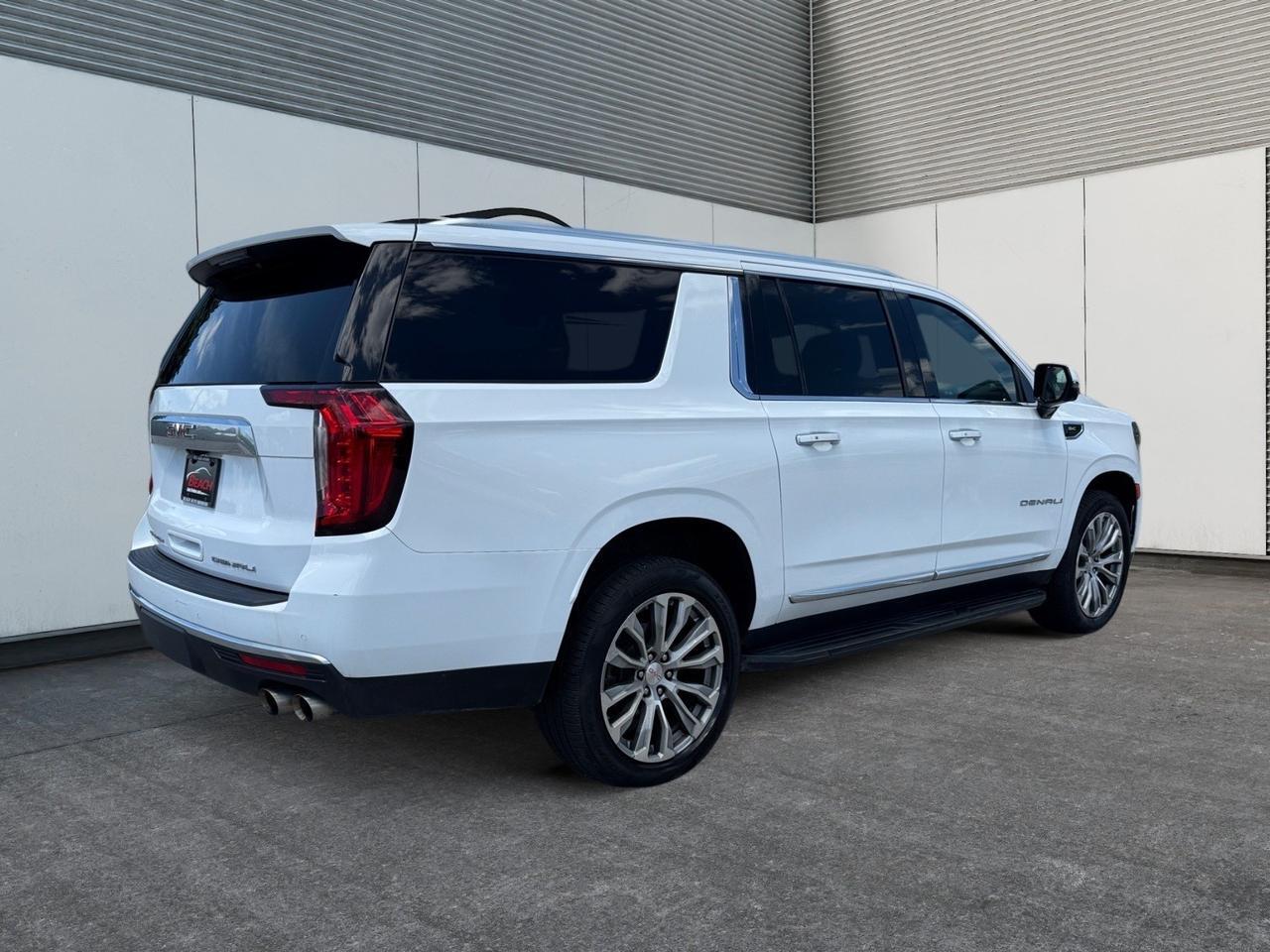 2021 GMC Yukon XL DENALI, HEATED STEERING WHEEL, HEATED/ COOLED SEATS, CAPTAINS CHAIRS, HEATED REAR SEATS, BOSE SOUND SYSTEM, PANORAMIC SUNROOF, ULTRA LOADED SUV, READY TO ROLL & PRICED TO SELL, TAKE ADVANTAGE OF THIS DEAL TODAY!!! Norfolk VA