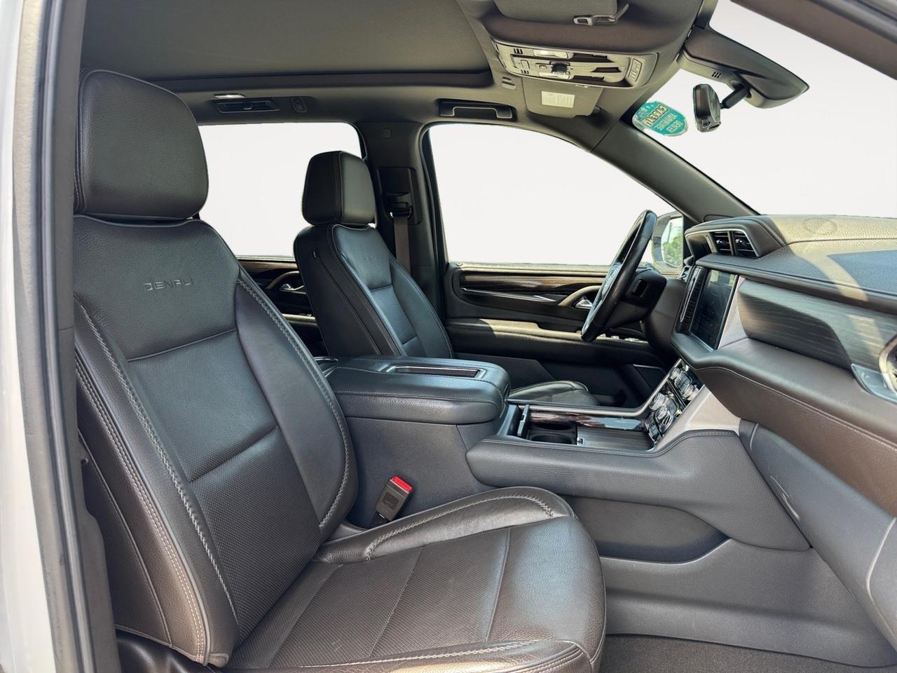 2021 GMC Yukon XL DENALI, HEATED STEERING WHEEL, HEATED/ COOLED SEATS, CAPTAINS CHAIRS, HEATED REAR SEATS, BOSE SOUND SYSTEM, PANORAMIC SUNROOF, ULTRA LOADED SUV, READY TO ROLL & PRICED TO SELL, TAKE ADVANTAGE OF THIS DEAL TODAY!!! Norfolk VA