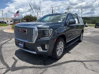 GMC Yukon XL Denali 2021