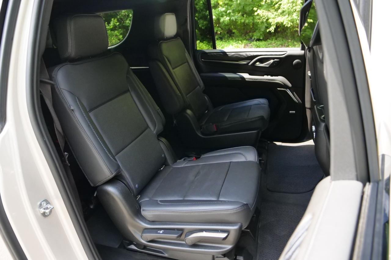 2021 GMC Yukon XL Denali / 4WD / Ultimate Package / Rear Entertainment! High Point NC