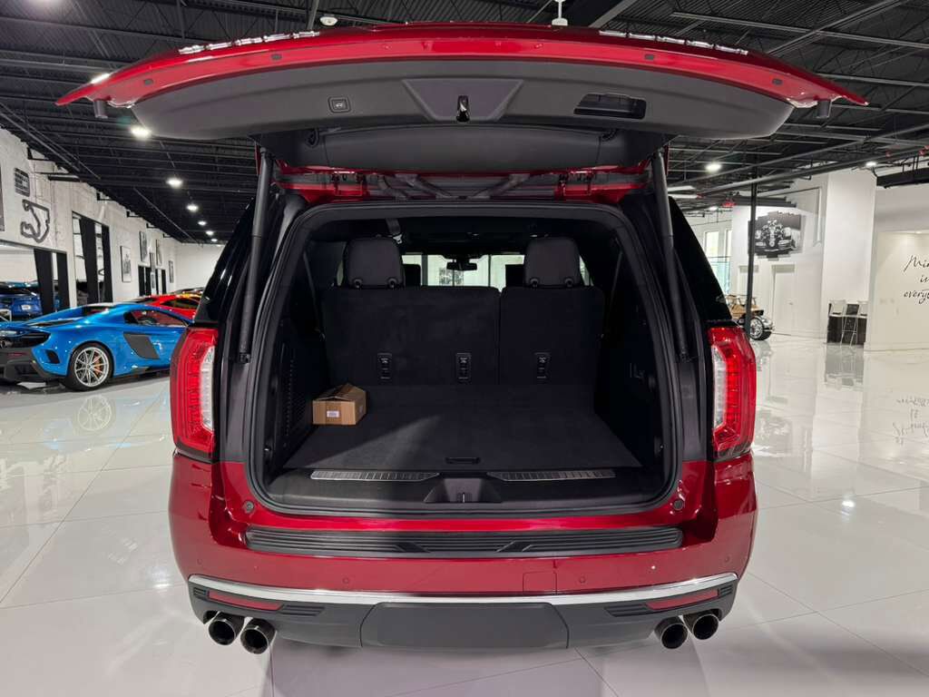 2021 GMC Yukon XL Denali Cayenne Red paint, Jet Black interior, rear entertainment system, Bose audio system AND MORE! Fort Lauderdale FL