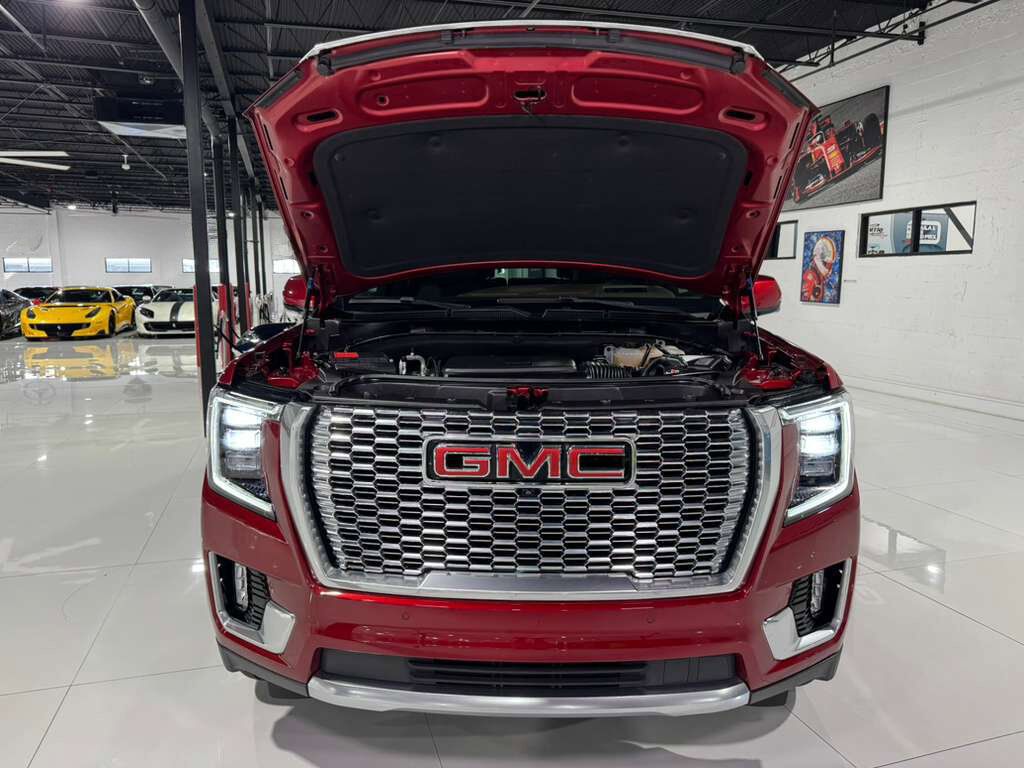 2021 GMC Yukon XL Denali Cayenne Red paint, Jet Black interior, rear entertainment system, Bose audio system AND MORE! Fort Lauderdale FL
