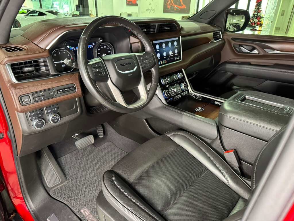 2021 GMC Yukon XL Denali Cayenne Red paint, Jet Black interior, rear entertainment system, Bose audio system AND MORE! Fort Lauderdale FL