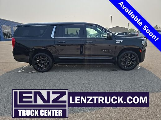 2021_GMC_Yukon XL_SLT 4WD 7 Passenger_ Fond du Lac WI