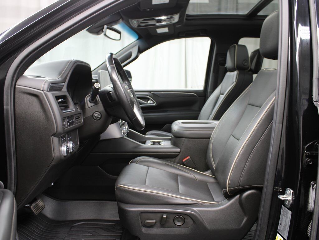 2021 GMC Yukon XL SLT 4WD 7 Passenger Fond du Lac WI