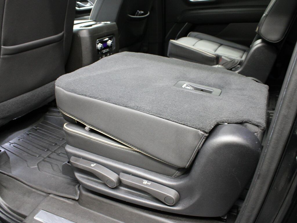 2021 GMC Yukon XL SLT 4WD 7 Passenger Fond du Lac WI