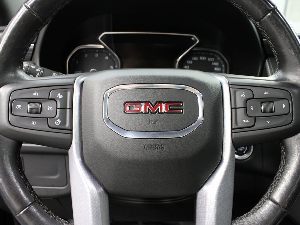 2021 GMC Yukon XL SLT 4WD 7 Passenger Fond du Lac WI