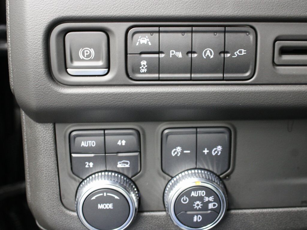 2021 GMC Yukon XL SLT 4WD 7 Passenger Fond du Lac WI
