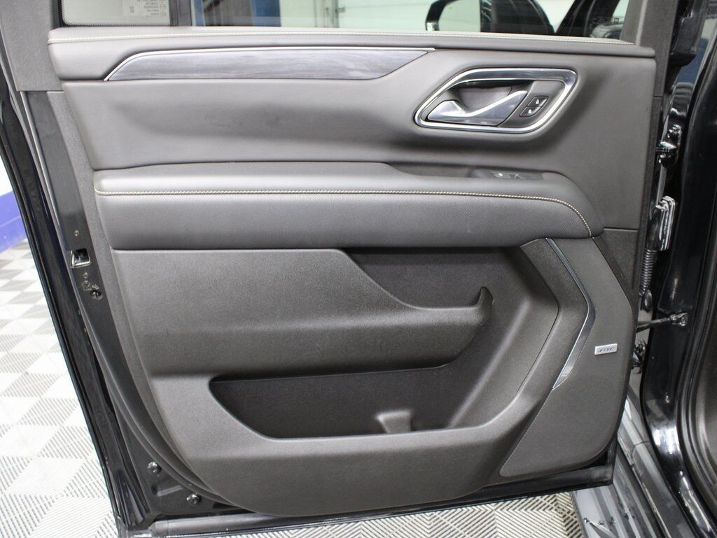2021 GMC Yukon XL SLT 4WD 7 Passenger Fond du Lac WI