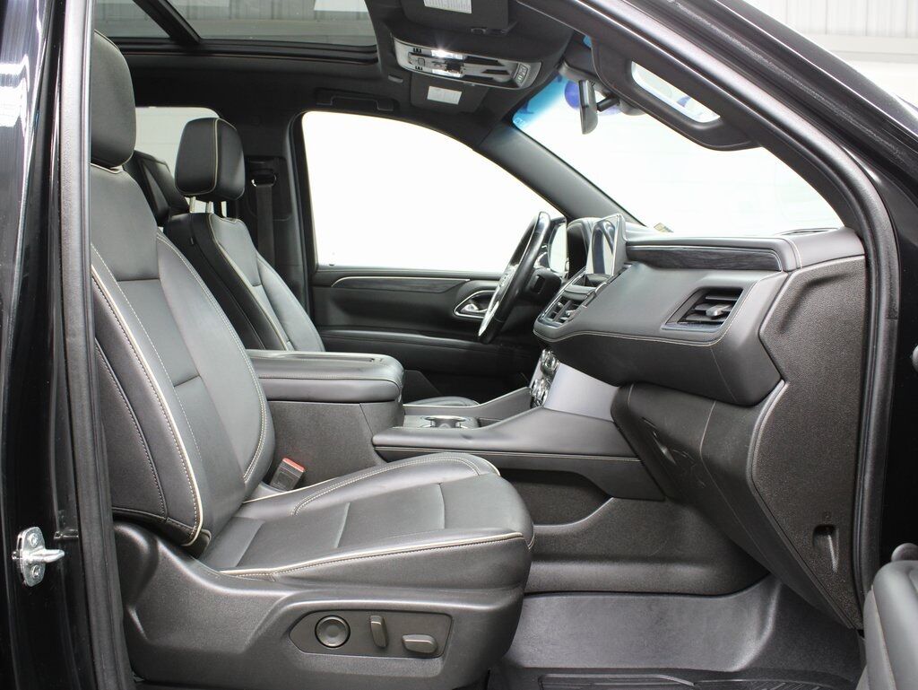 2021 GMC Yukon XL SLT 4WD 7 Passenger Fond du Lac WI