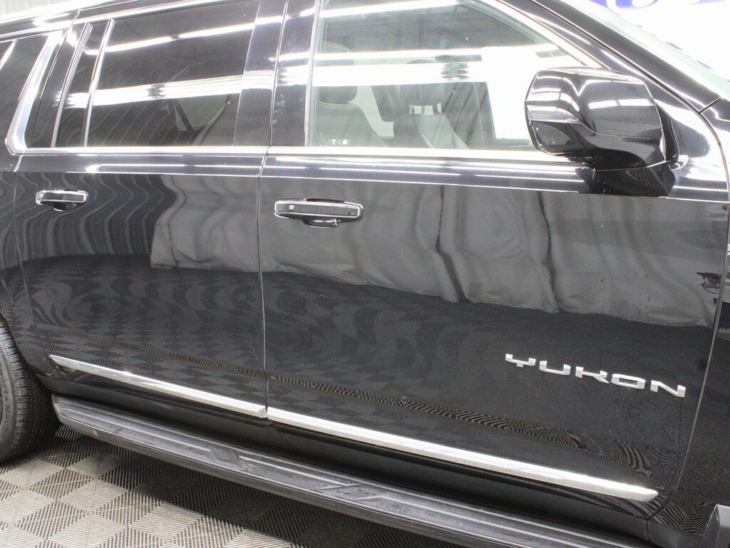 2021 GMC Yukon XL SLT 4WD 7 Passenger Fond du Lac WI