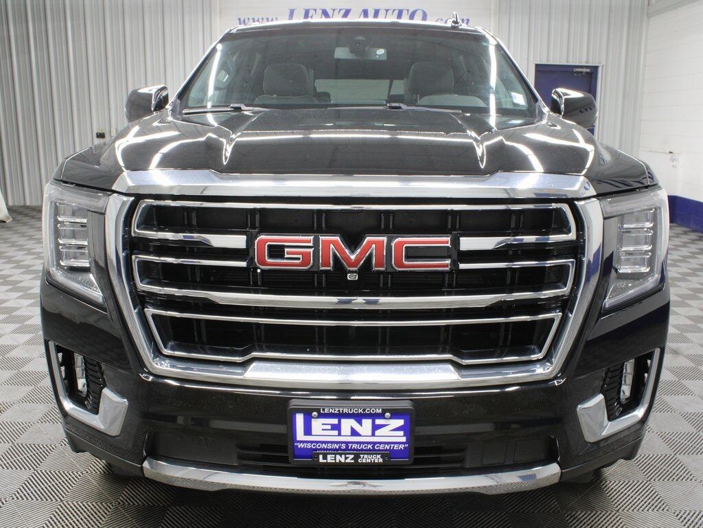2021 GMC Yukon XL SLT 4WD 7 Passenger Fond du Lac WI