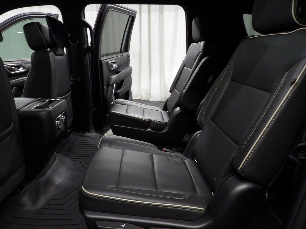 2021 GMC Yukon XL SLT 4WD 7 Passenger Fond du Lac WI
