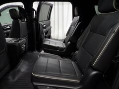 2021 GMC Yukon XL SLT 4WD 7 Passenger Fond du Lac WI