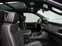 2021 GMC Yukon XL SLT 4WD 7 Passenger Fond du Lac WI