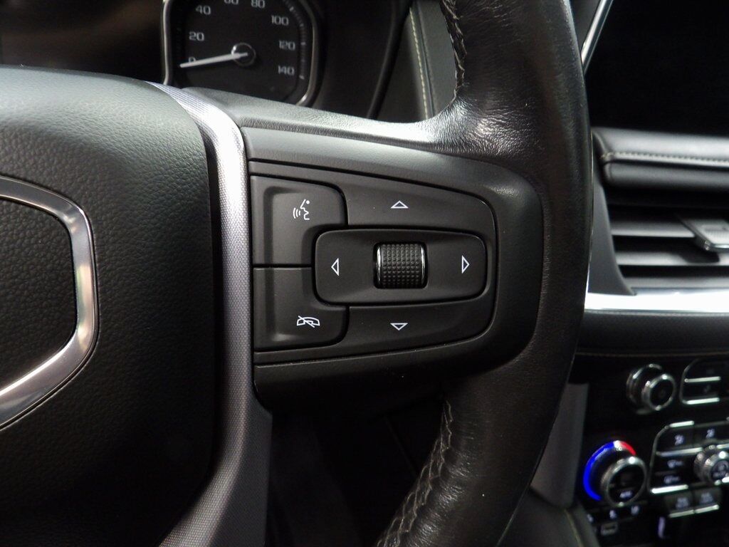 2021 GMC Yukon XL SLT 4WD 7 Passenger Fond du Lac WI