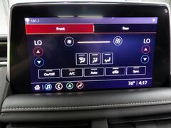2021 GMC Yukon XL SLT 4WD 7 Passenger Fond du Lac WI