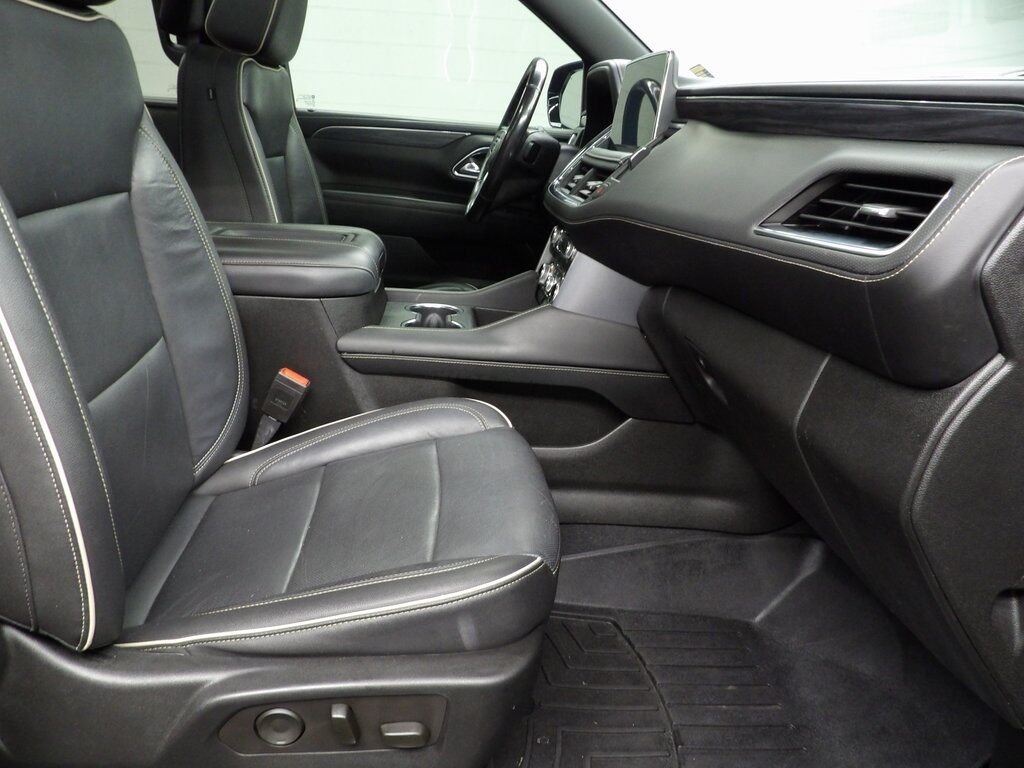 2021 GMC Yukon XL SLT 4WD 7 Passenger Fond du Lac WI