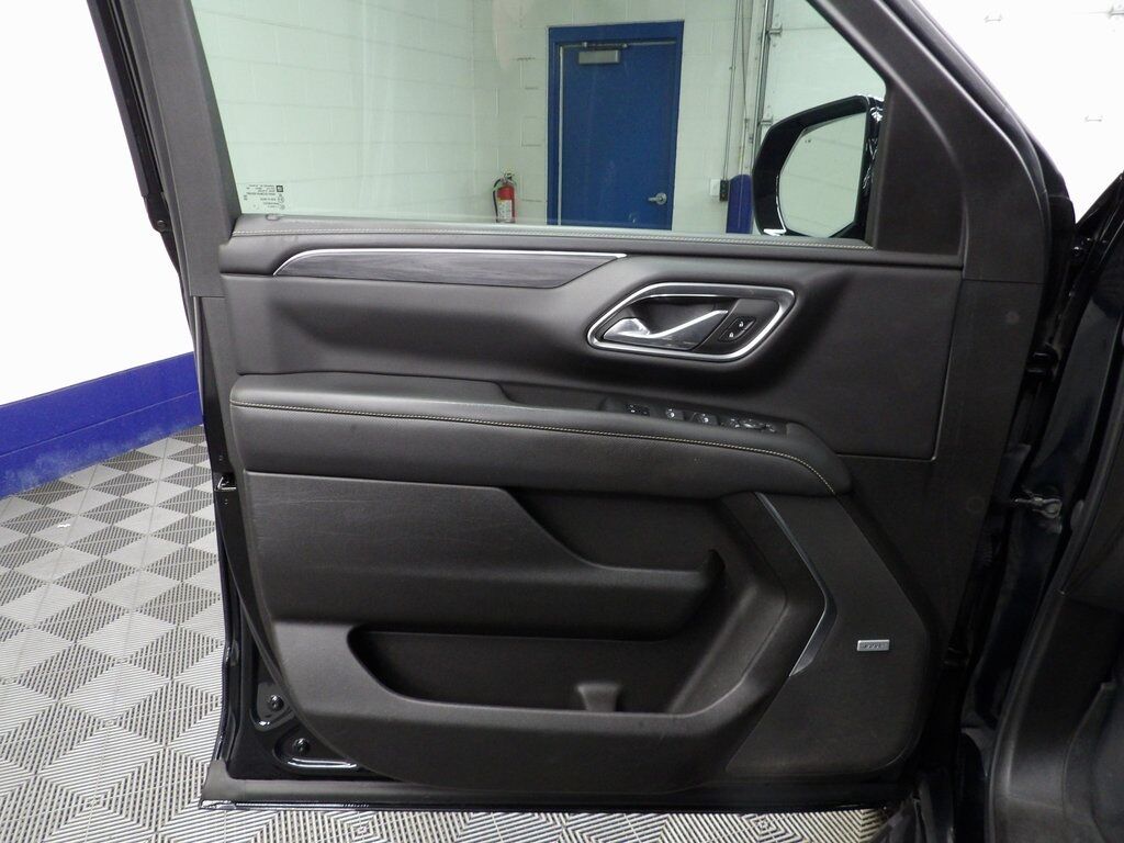 2021 GMC Yukon XL SLT 4WD 7 Passenger Fond du Lac WI