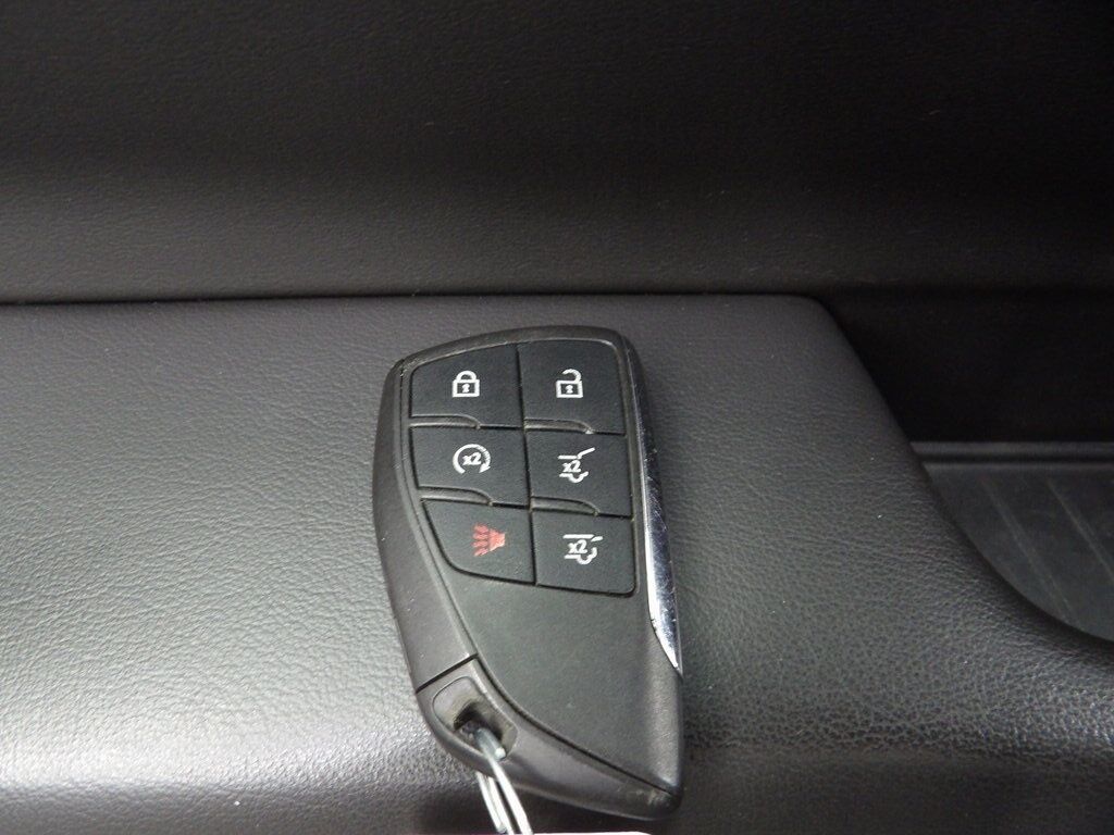 2021 GMC Yukon XL SLT 4WD 7 Passenger Fond du Lac WI