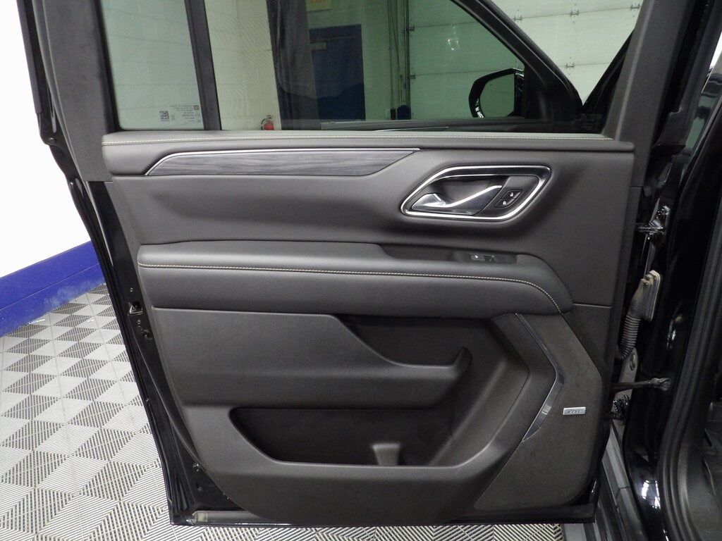 2021 GMC Yukon XL SLT 4WD 7 Passenger Fond du Lac WI