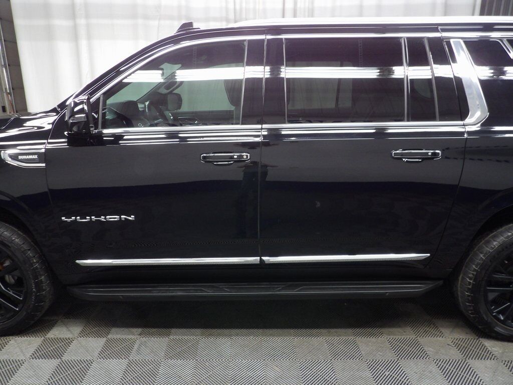 2021 GMC Yukon XL SLT 4WD 7 Passenger Fond du Lac WI