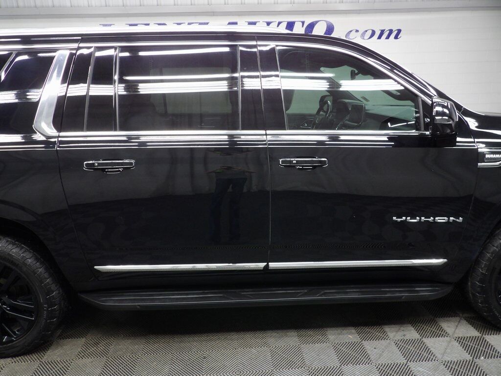 2021 GMC Yukon XL SLT 4WD 7 Passenger Fond du Lac WI