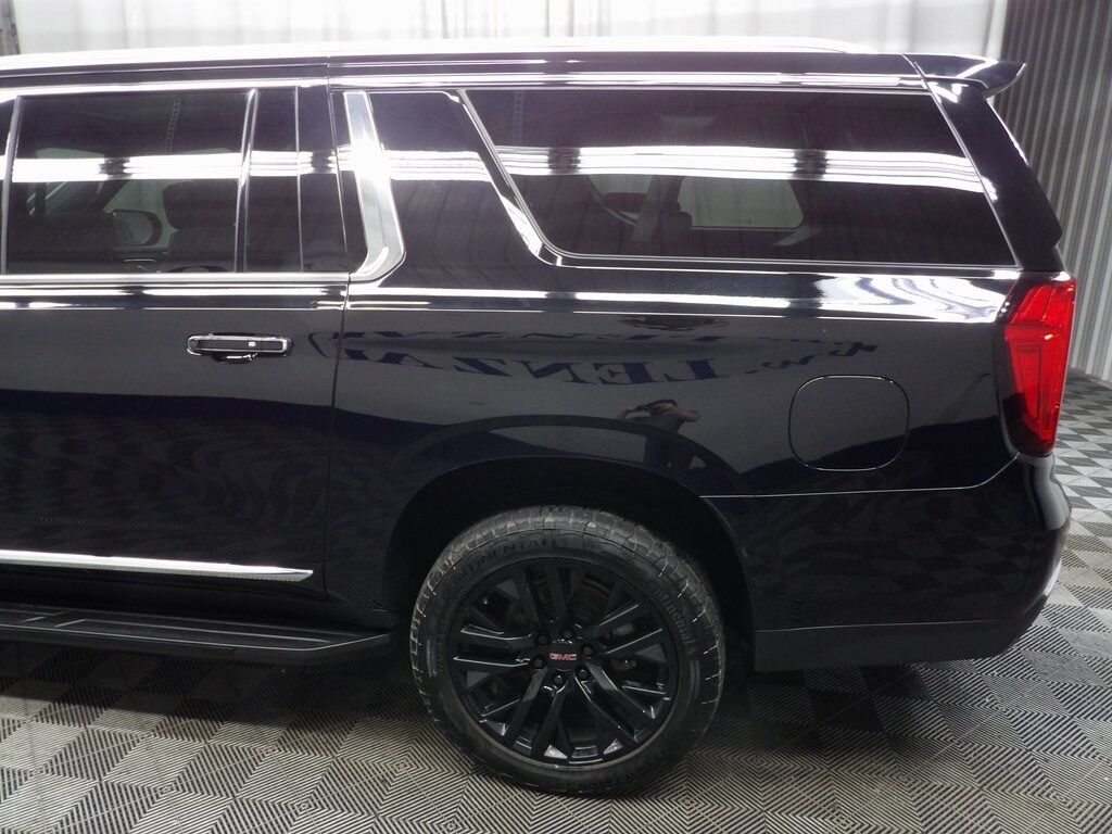 2021 GMC Yukon XL SLT 4WD 7 Passenger Fond du Lac WI